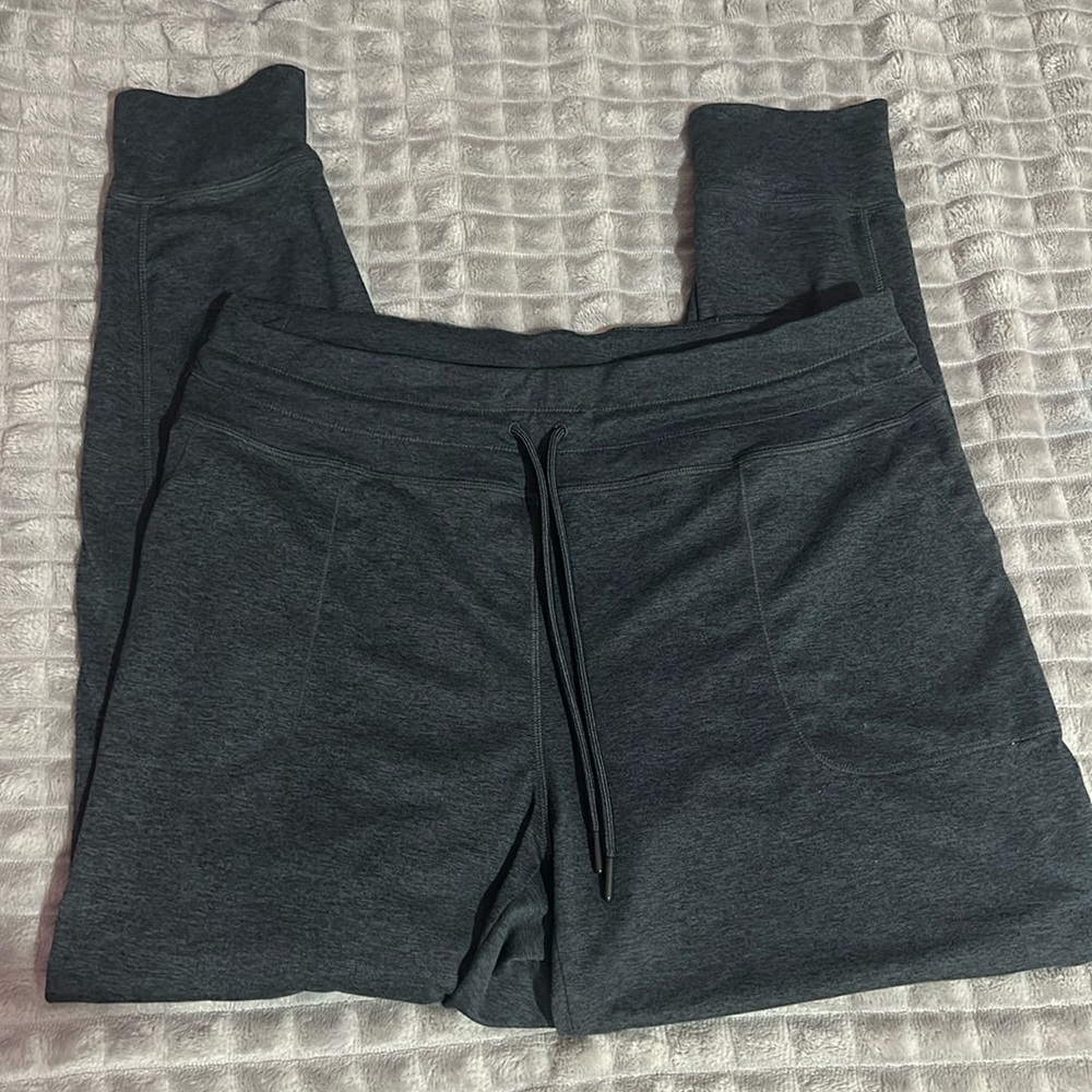 Gray size L leggings with drawstring and pockets